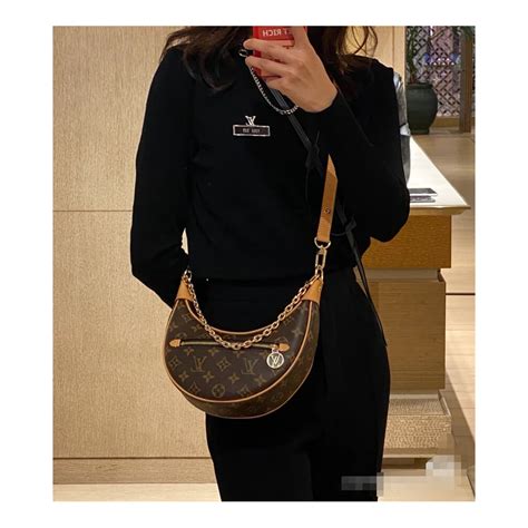 m81098 louis vuitton|Loop Bag Monogram Canvas .